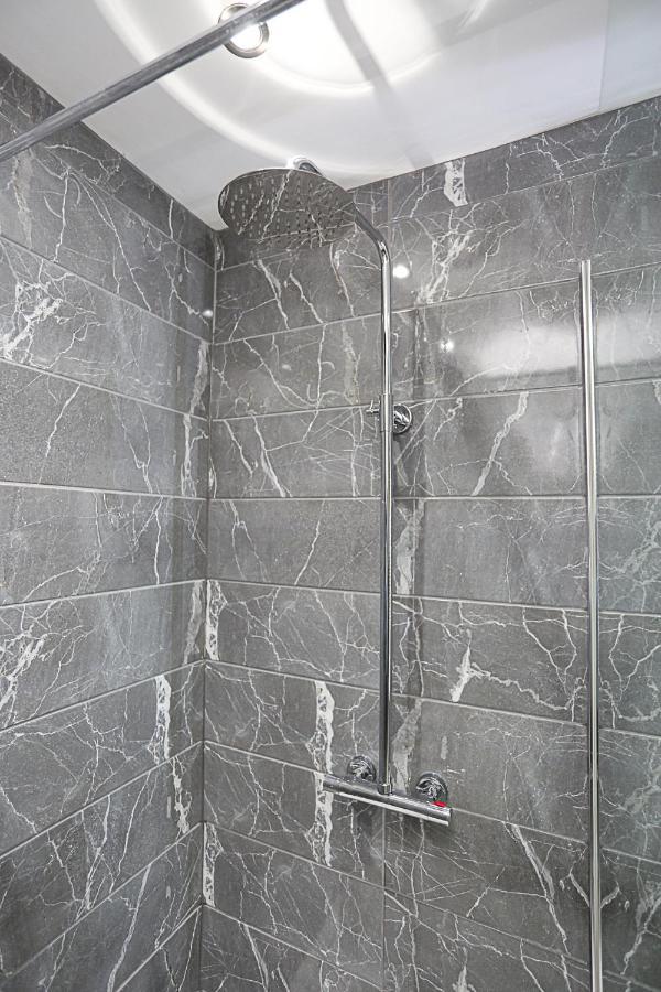 No1 Luxury Service Apartments Belfast Exterior foto